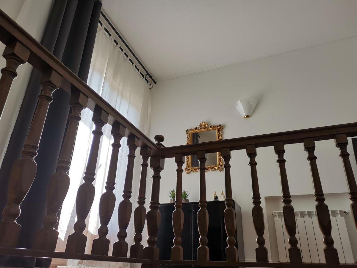 Villa Flora Affittacamere Luni エクステリア 写真